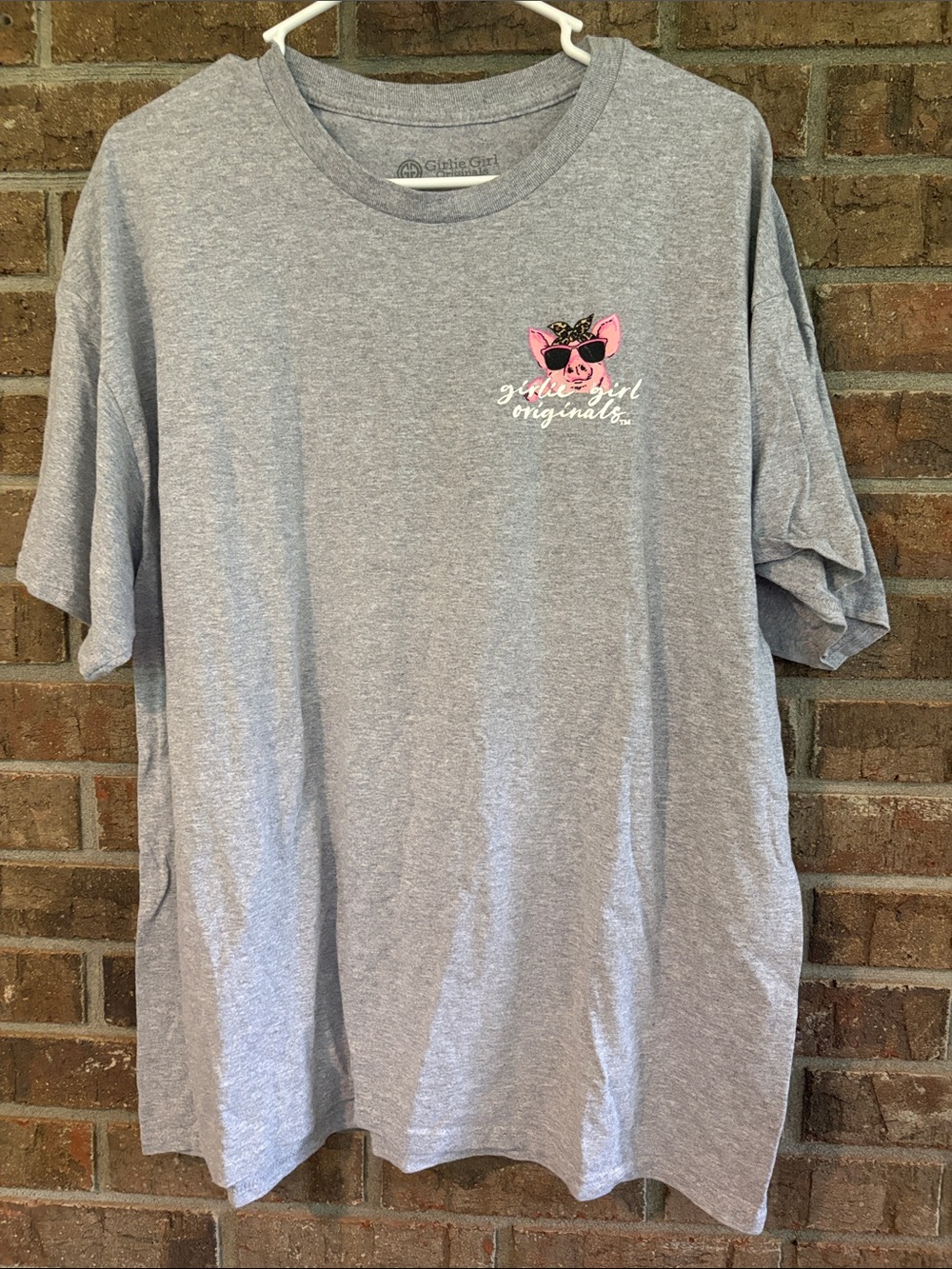 Gray Short Sleeve Graphic Tee with Pink Accent by Gildan Girl